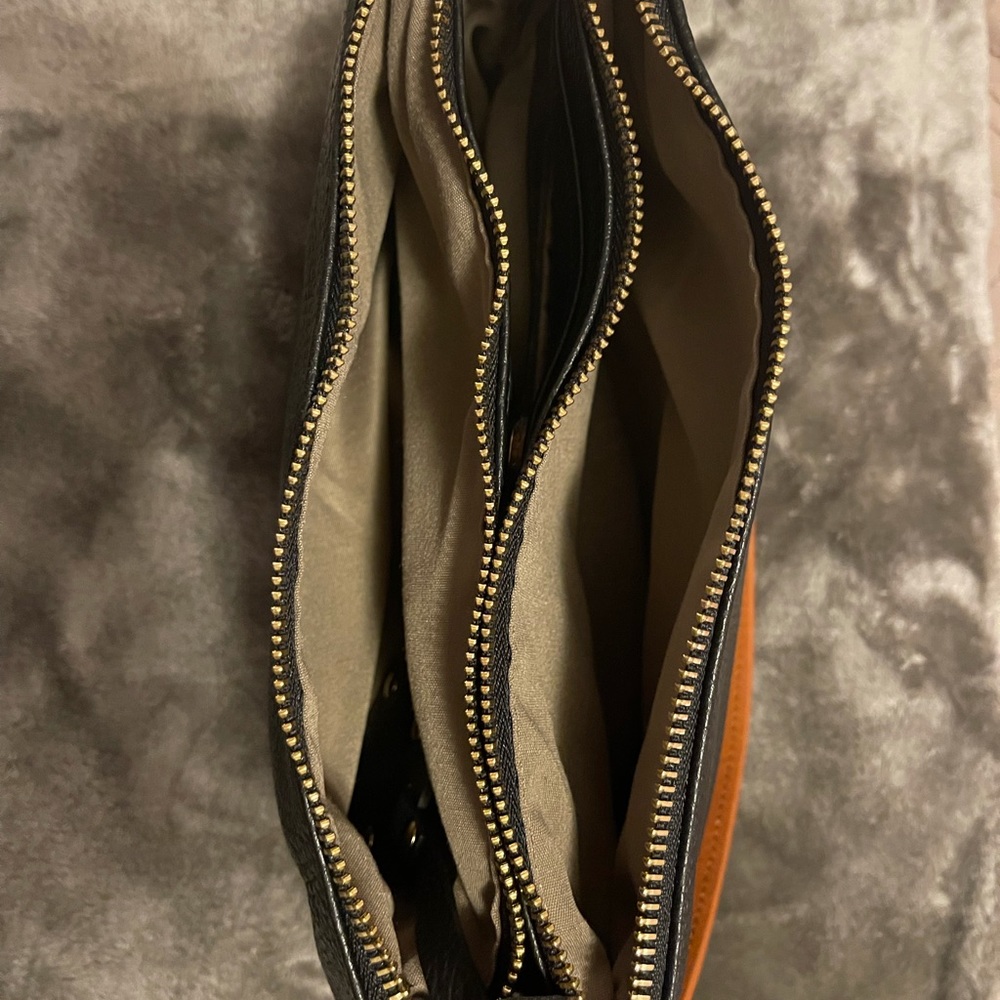 👜 Valentina Handbag 👜 - Picture 3 of 10